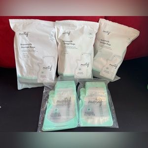 Motif Milk Storage Bags